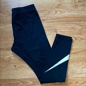 Women’s Nike leggings
